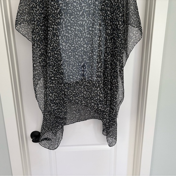 Lepoard Print Semi Sheer Kimono Swimsuit Coverup One Size - Picture 3 of 6